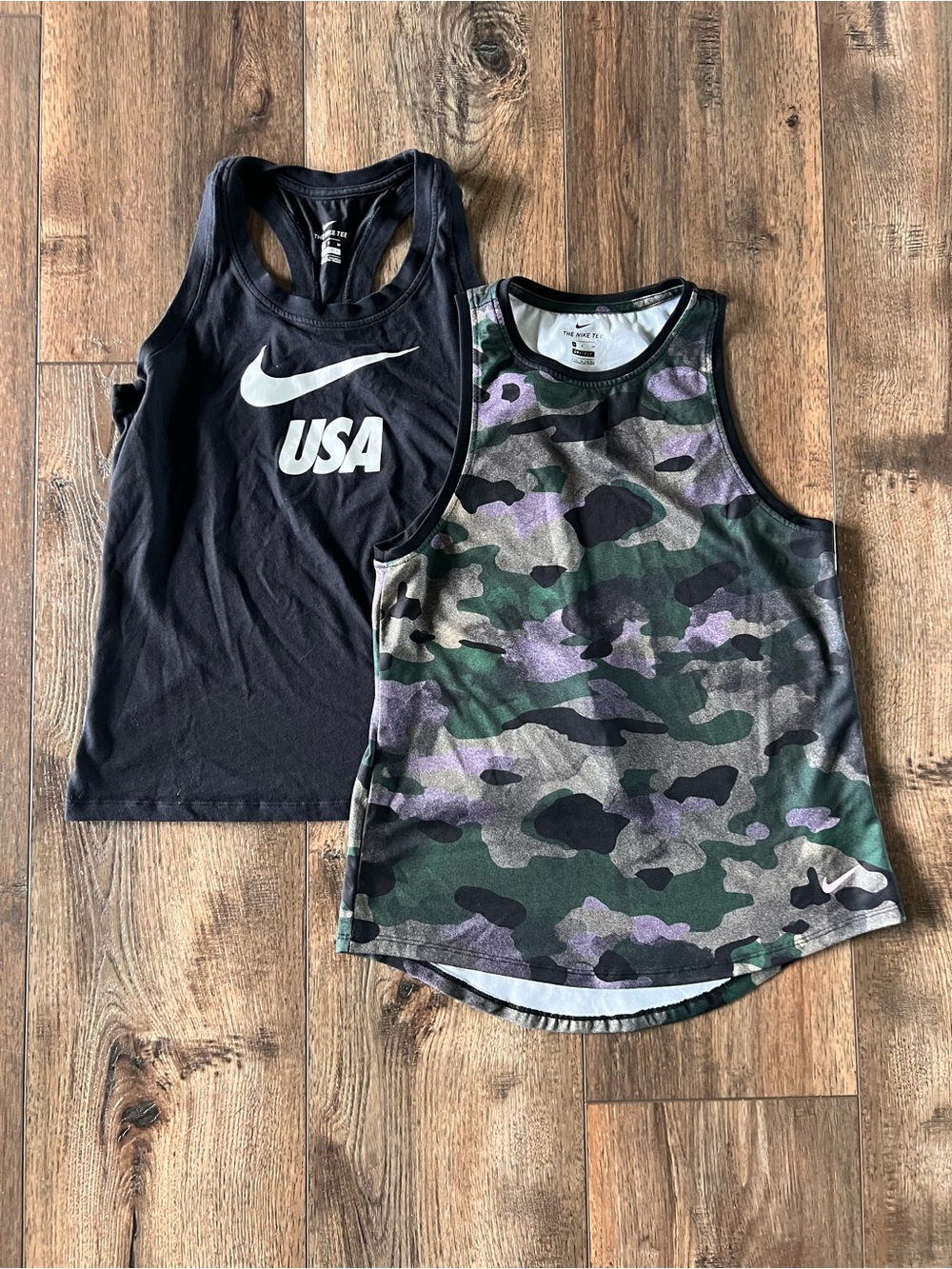 Nike Bundle Women’s Black USA Racerback Tank & Nike Green Camo Tank Size Small